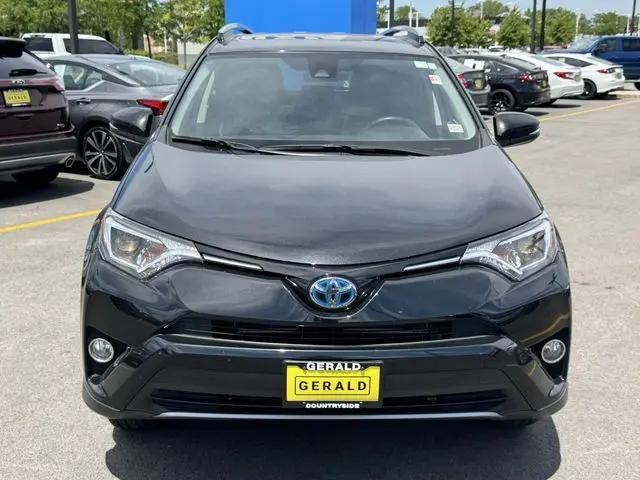 2017 Toyota RAV4 Hybrid XLE