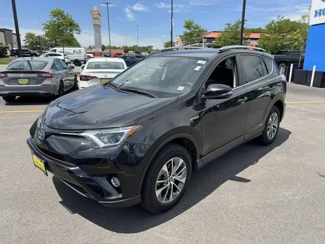 2017 Toyota RAV4 Hybrid XLE