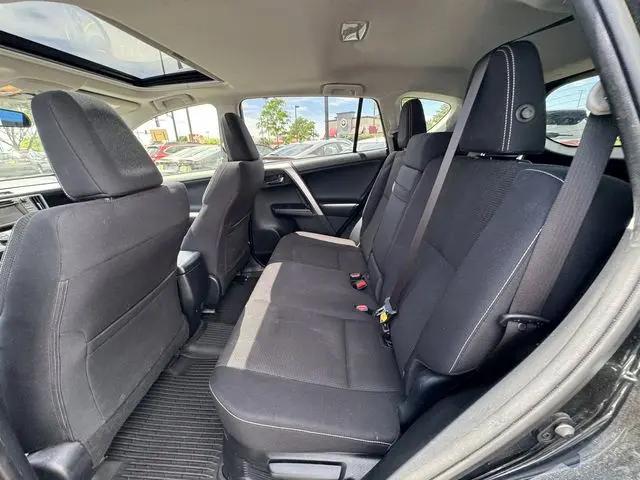 2017 Toyota RAV4 Hybrid XLE