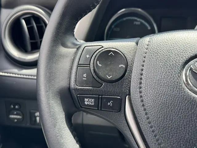2017 Toyota RAV4 Hybrid XLE