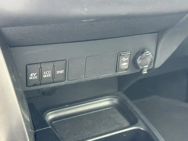 2017 Toyota RAV4 Hybrid XLE