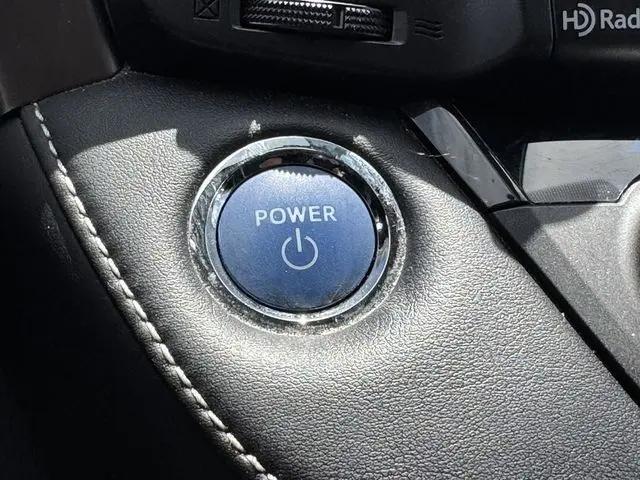 2017 Toyota RAV4 Hybrid XLE