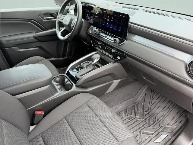 2024 Chevrolet Colorado 2WD LT