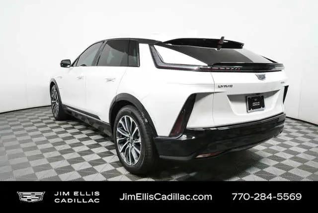 2024 Cadillac iQ Sport w/1SJ