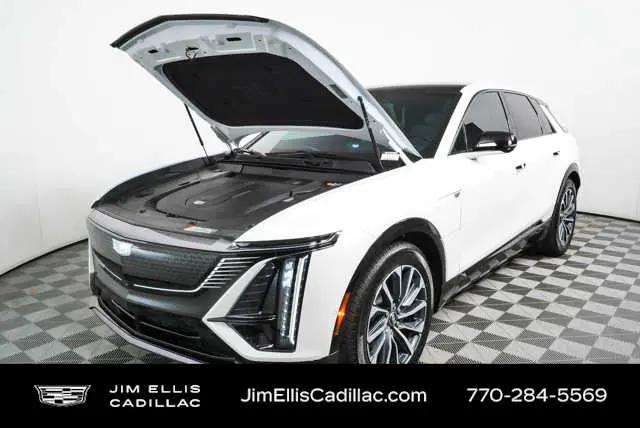 2024 Cadillac iQ Sport w/1SJ
