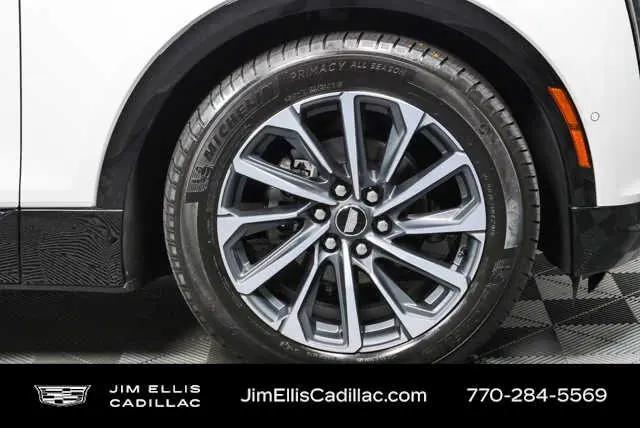 2024 Cadillac iQ Sport w/1SJ