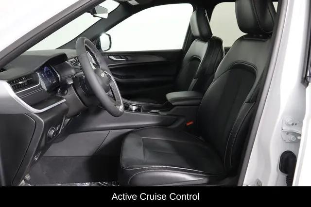2025 Jeep Grand Cherokee L Altitude X 4x4