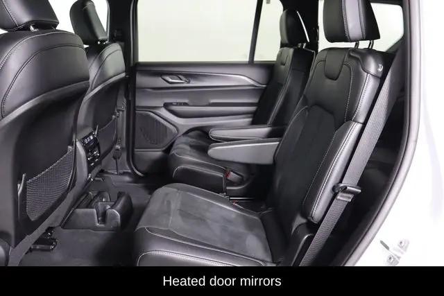 2025 Jeep Grand Cherokee L Altitude X 4x4