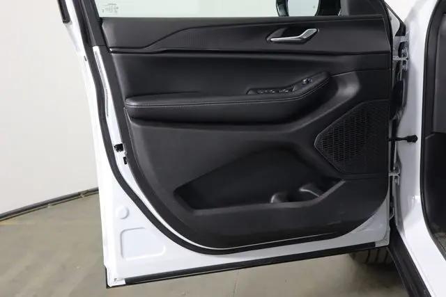 2025 Jeep Grand Cherokee L Altitude X 4x4