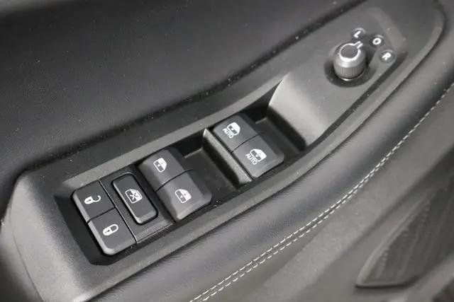 2025 Jeep Grand Cherokee L Altitude X 4x4
