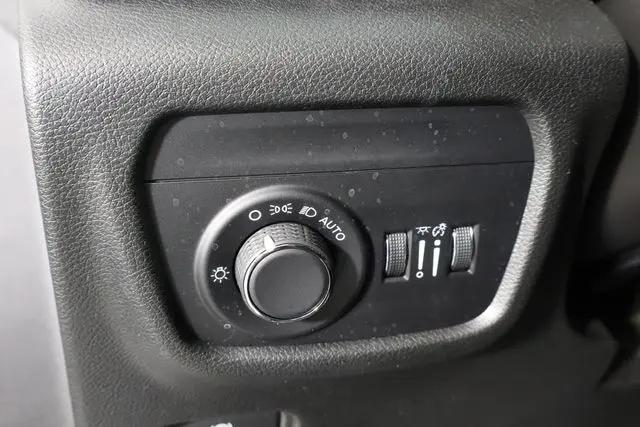 2025 Jeep Grand Cherokee L Altitude X 4x4