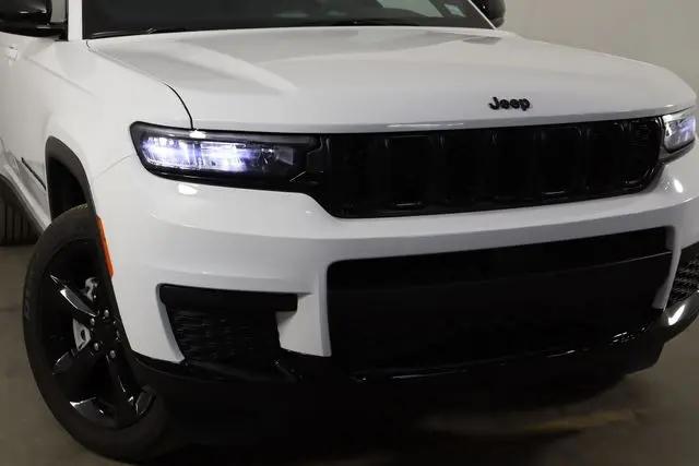 2025 Jeep Grand Cherokee L Altitude X 4x4