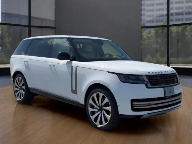 2026 Land Rover Range Rover P530 SE 7 Seat