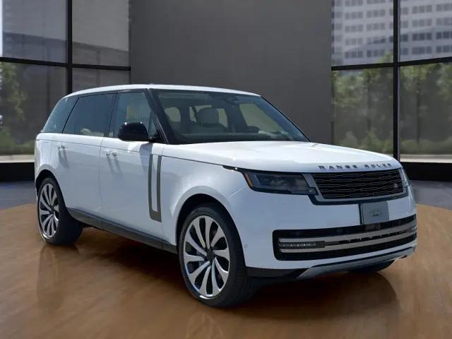 2026 Land Rover Range Rover P530 SE 7 Seat