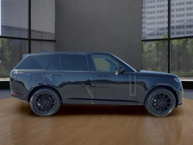 2026 Land Rover Range Rover P400 SE 7 Seat