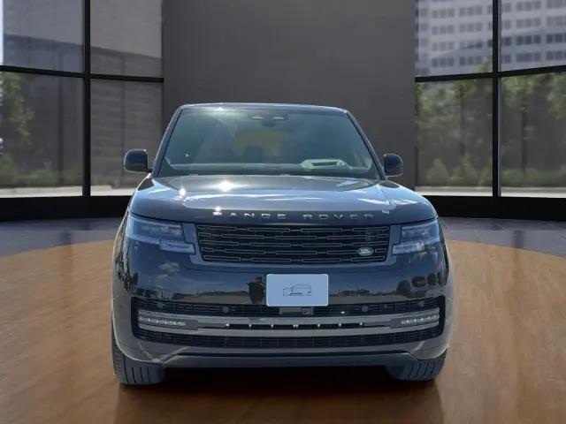 2026 Land Rover Range Rover P400 SE 7 Seat