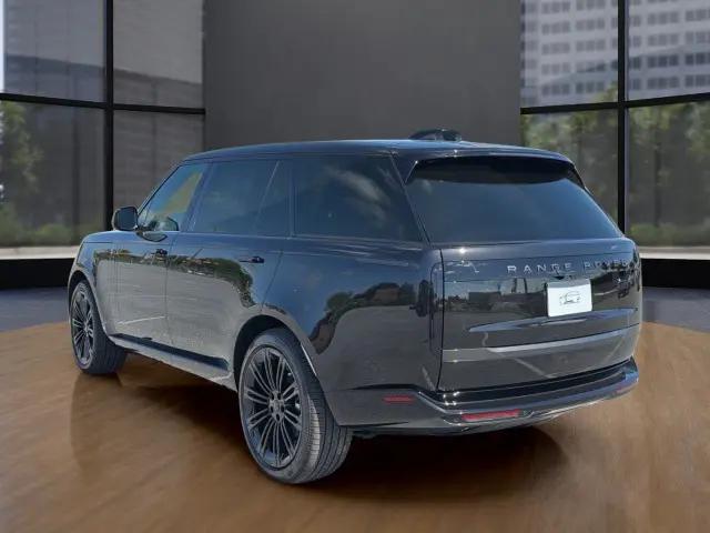 2026 Land Rover Range Rover P400 SE 7 Seat