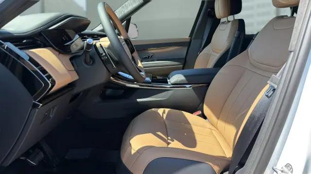 2026 Land Rover Range Rover Sport P530 Autobiography