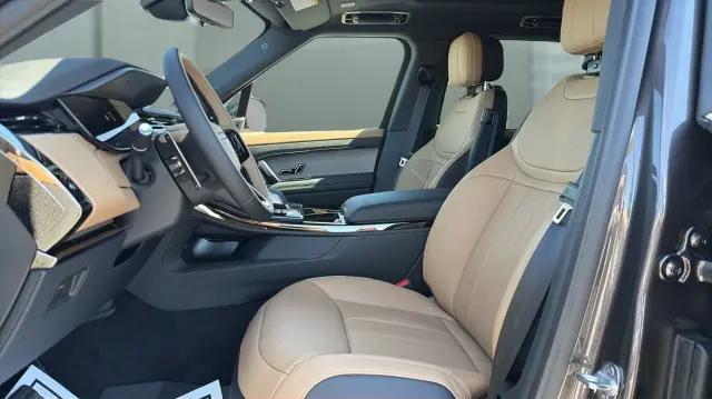 2026 Land Rover Range Rover Sport P400 Dynamic SE