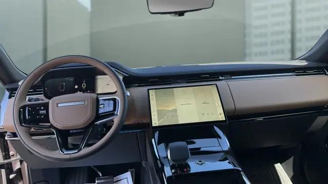 2026 Land Rover Range Rover Sport P400 Dynamic SE