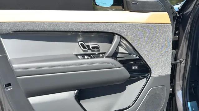 2026 Land Rover Range Rover Sport P400 Dynamic SE