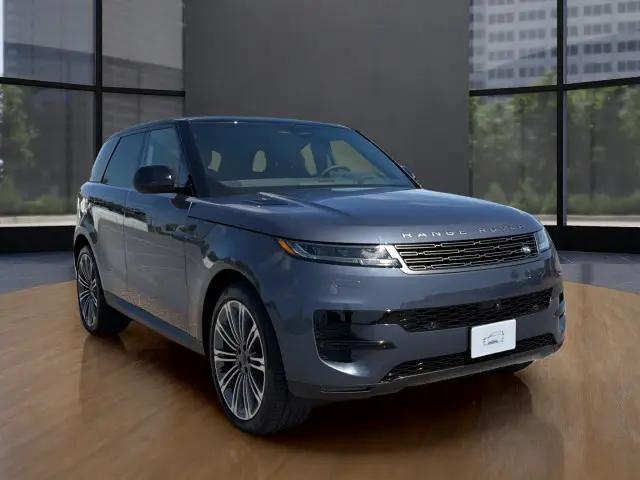 2026 Land Rover Range Rover Sport P360 SE