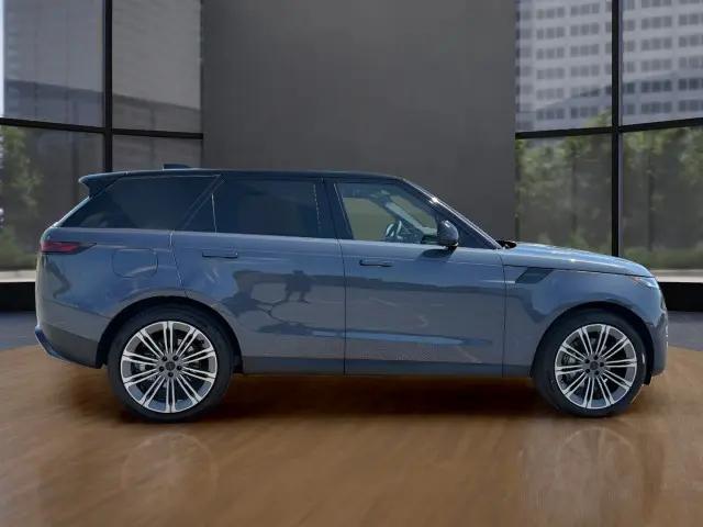 2026 Land Rover Range Rover Sport P360 SE