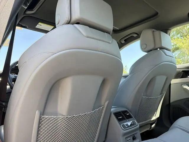 2023 Audi A4 Premium Plus 45 TFSI S line quattro S tronic