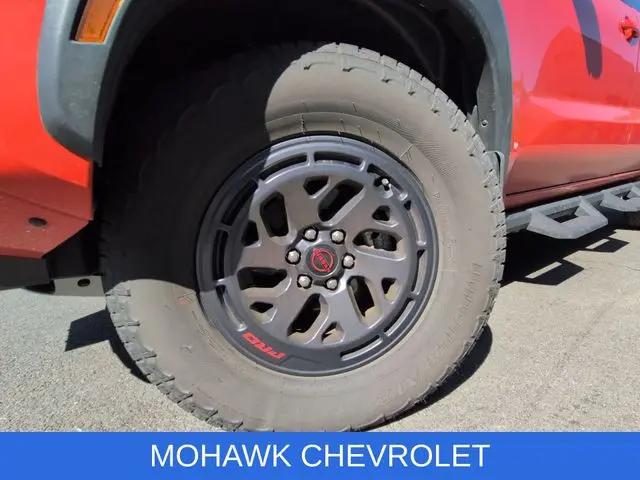 2026 Nissan Frontier Crew Cab PRO-4X 4x4