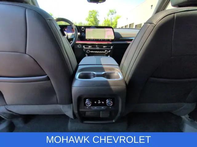 2024 Chevrolet Traverse AWD RS