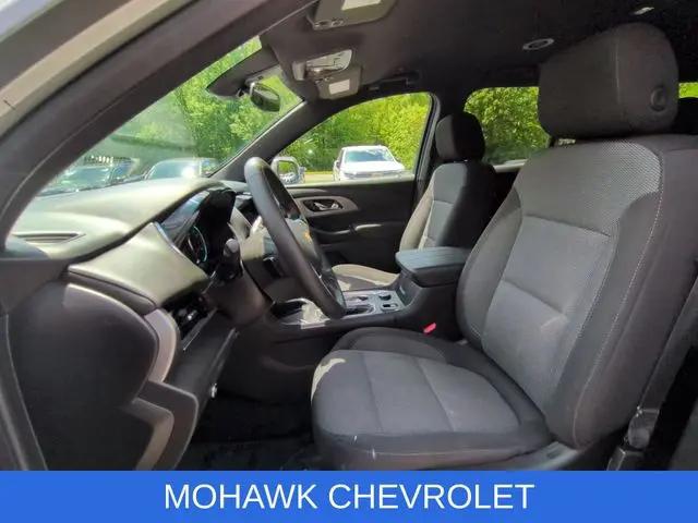 2024 Chevrolet Traverse AWD LT Cloth