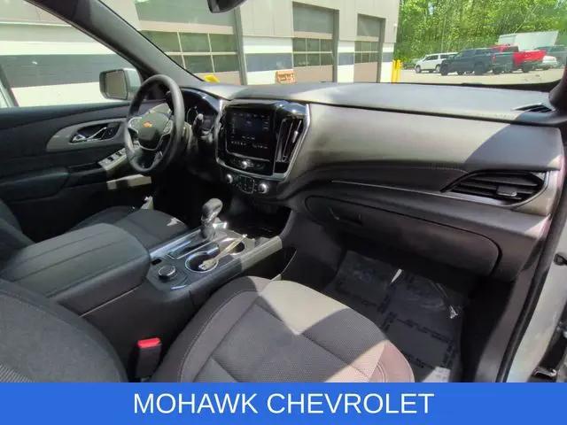 2024 Chevrolet Traverse AWD LT Cloth