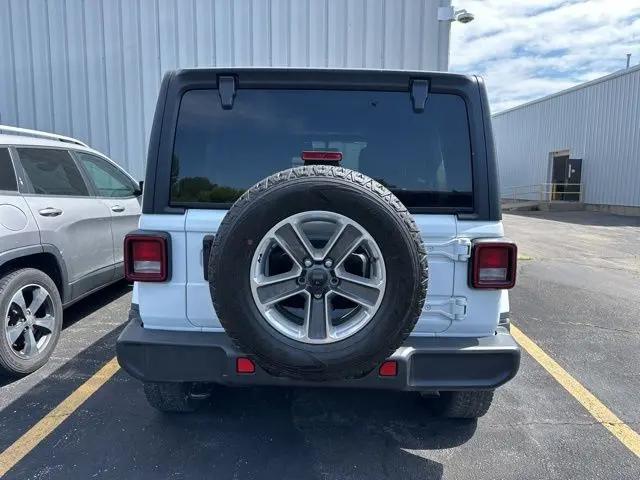 2023 Jeep Wrangler 4-Door Sahara