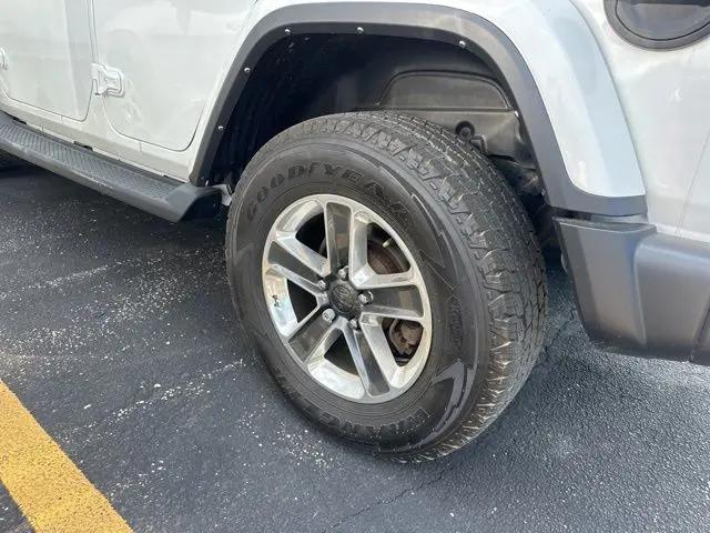 2023 Jeep Wrangler 4-Door Sahara