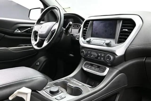 2023 GMC Acadia AWD SLT