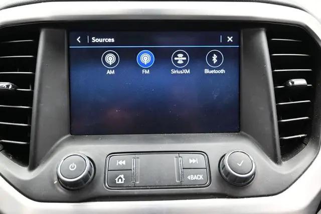 2023 GMC Acadia AWD SLT