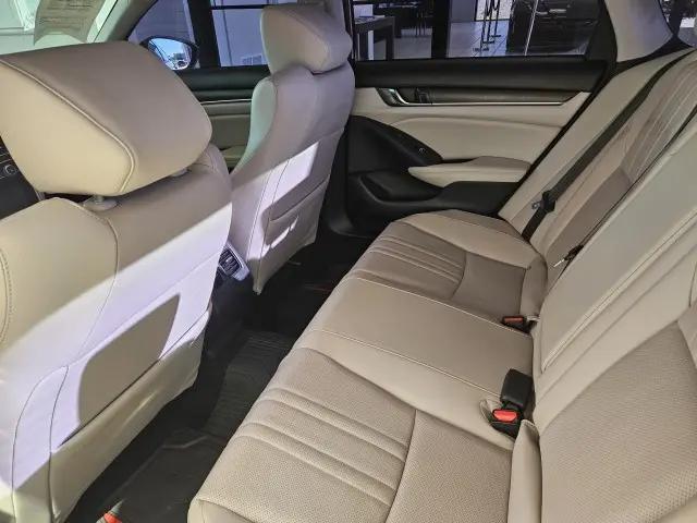2019 Honda Accord Touring 2.0T