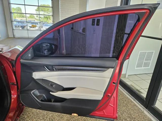 2019 Honda Accord Touring 2.0T