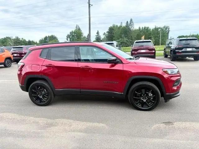 2026 Jeep Compass Latitude Altitude