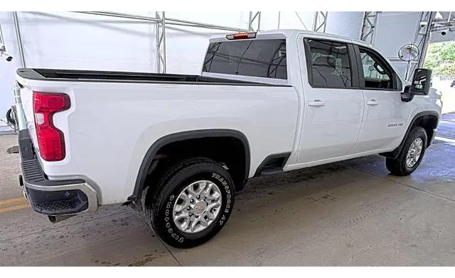 2024 Chevrolet Silverado 2500HD 4WD Crew Cab Standard Bed LT