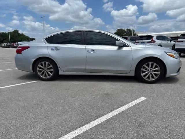 2017 Nissan Altima 2.5 SV