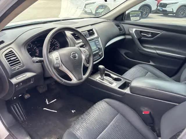 2017 Nissan Altima 2.5 SV