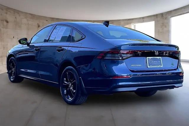 2025 Honda Accord Sedan SE