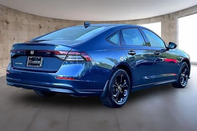 2025 Honda Accord Sedan SE