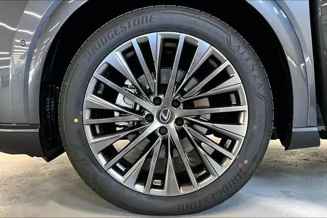 2026 Lexus RX 450h+ Luxury