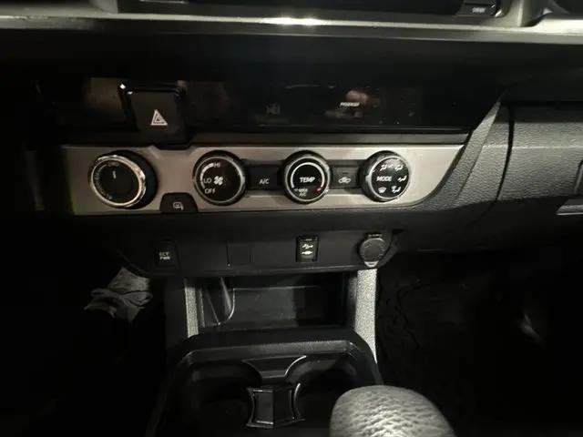 2017 Toyota Tacoma SR5 V6