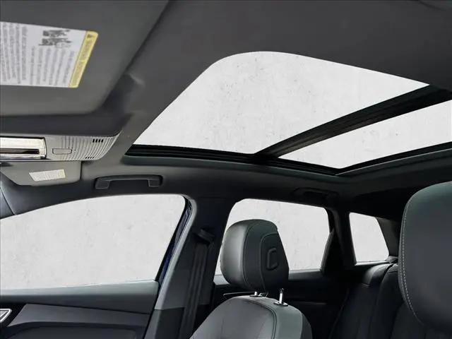2023 Audi e-tron Premium Plus 40 RWD