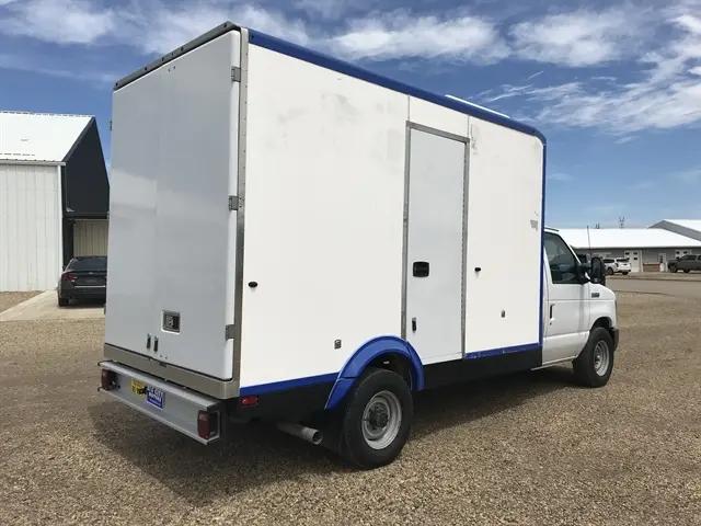 2023 Ford E-350 Cutaway Base
