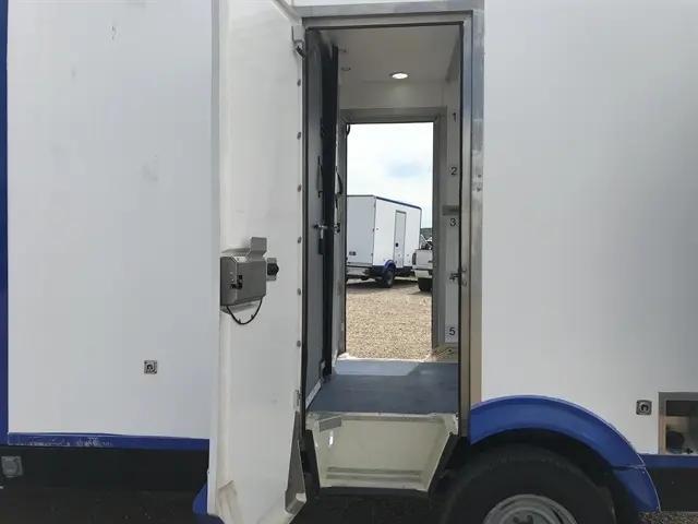 2023 Ford E-350 Cutaway Base