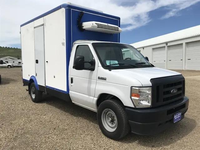 2023 Ford E-350 Cutaway Base